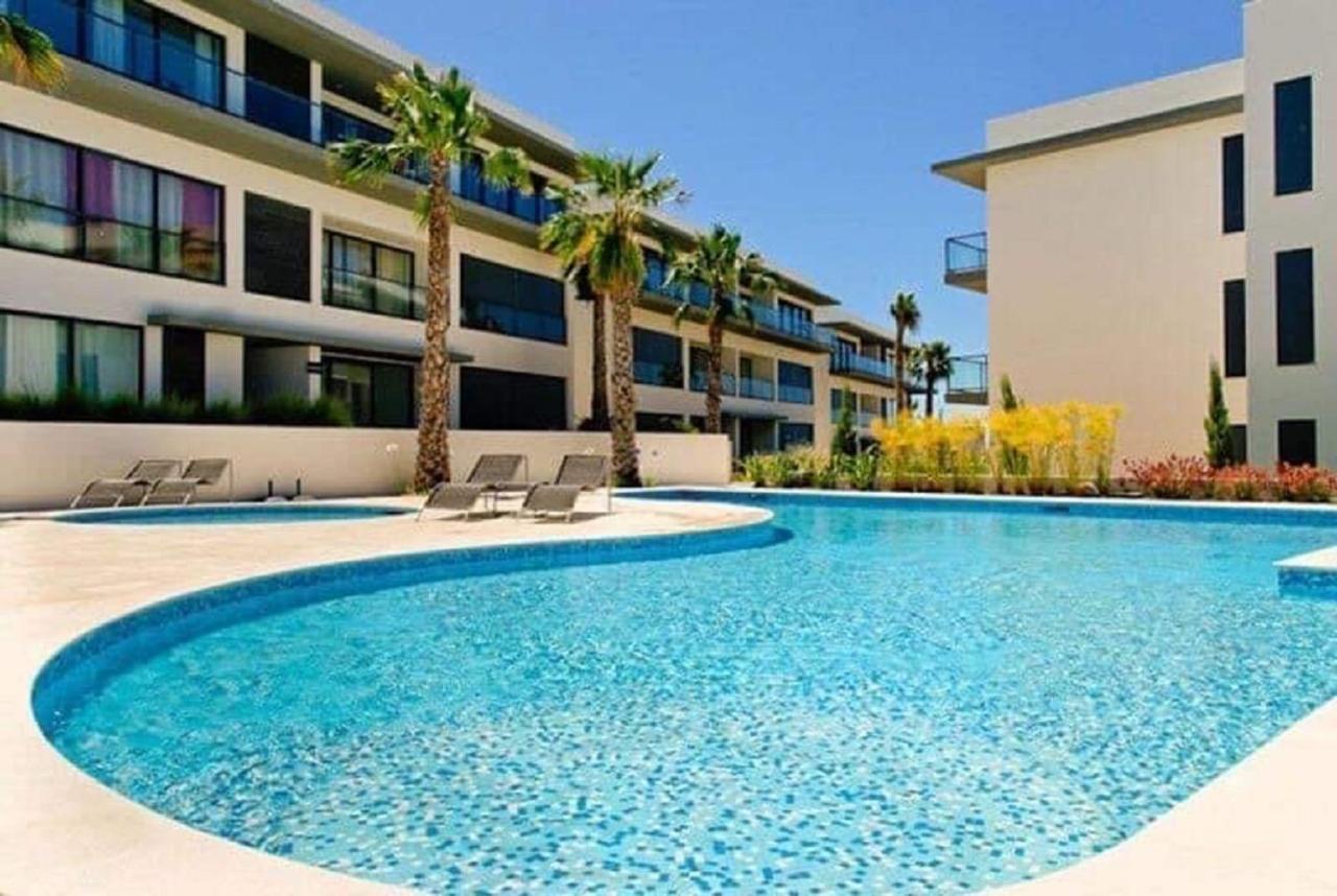 Apartamentos Cavalo Preto Beach Resort Quarteira Eksteriør bilde